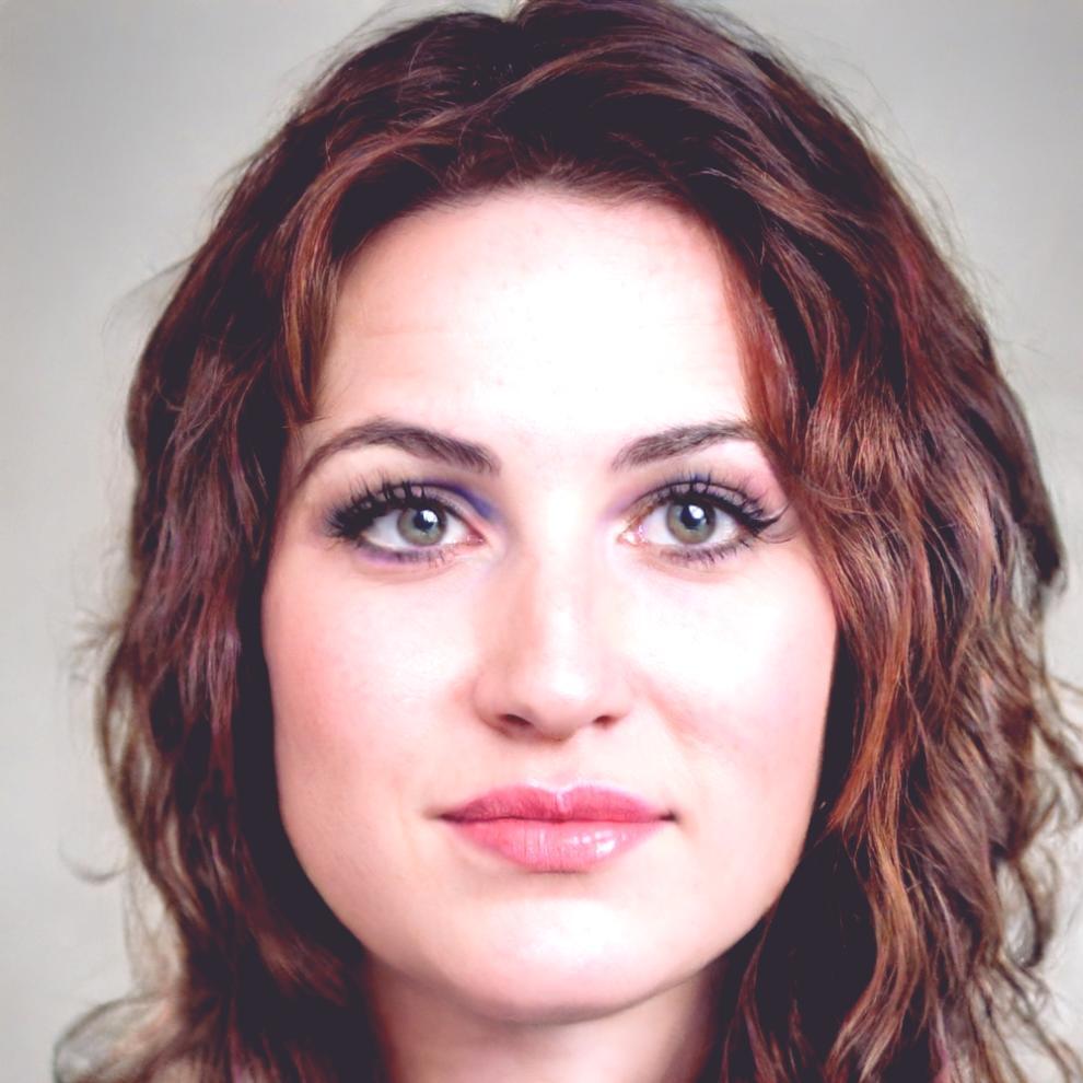 Éloise Martel, Directrice d'analyse financière