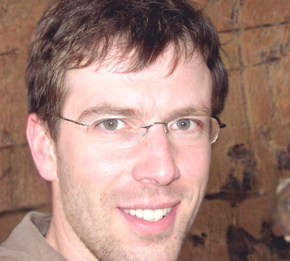 Portrait de Laurent Beaumont, spécialiste secteur industriel